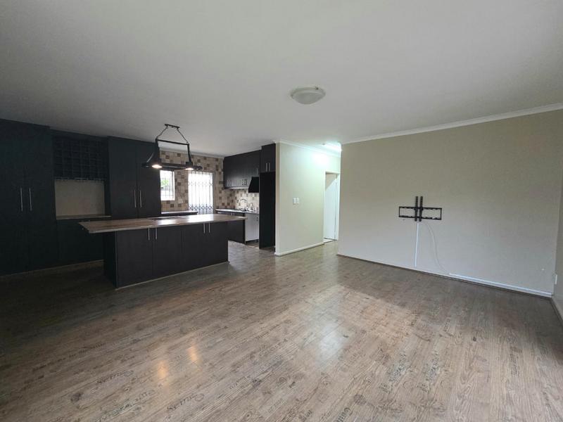 3 Bedroom Property for Sale in Sonstraal Heights Western Cape